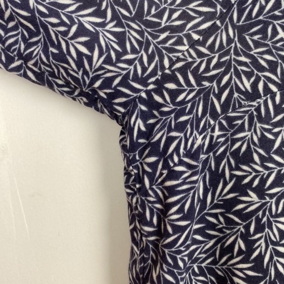 Rare H&M x William Morris & Co 4 Floral Print Tunic Blouse Navy White - Picture 5 of 14